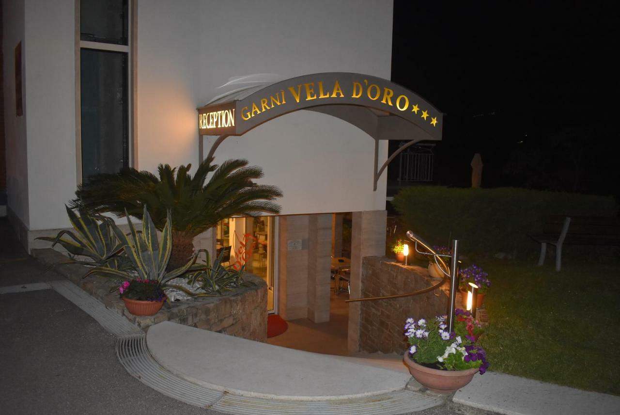 Hotel Garni Vela D'Oro 布雷佐内加尔达 外观 照片